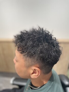 プーロ(Pu-ro) ワイルドに男らしく！ハードツイストパーマ