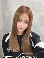 アルマバイロサ(ALMA by ROSA) 樽井みかちゃん×レイヤーカットベージュカラー 担当SE-YA