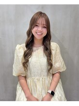 【HAUS.】スタイリスト紹介 ケアブリーチ/髪質改善/横浜ヘッドスパ/横浜メンズカット/髪質改善