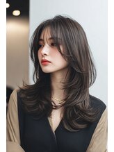 ノイエ 原宿 北参道(NoIE) ミディアムレイヤーハッシュカット韓国ヘアバーガンディ