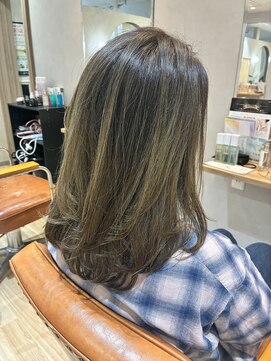 オリーブ/カラー/ハイライト/トリートメント/シャドールーツ　51