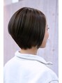 シーハウス(C-HOUSE)&nbsp;立体感ハイライトの前下がりボブ