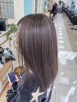 アースオーセンティック 大分下郡店(EARTH Authentic) 白髪ぼかしグレージュハイライト