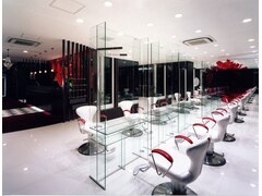 HAIR & MAKE EARTH　南福島店