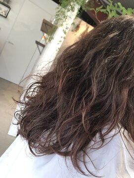 リアン ヘアー(Lien hair) ストリートカジュアルなパーマスタイル