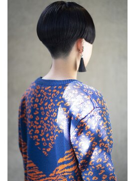 ビビト(bibito) bibito 刈り上げショート マニッシュ フレンチボブ 個性的