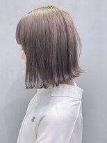 ミルクティーベージュ外ハネボブ_フォギーベージュ_ba207151