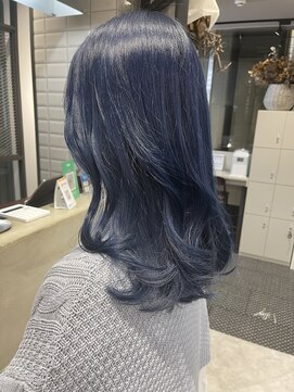 リリー(Lilley) 【lilley 高田彩乃】韓国☆ブルーカラー☆ワンホン(福岡/天神)