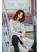 アンジュール(UNJOUR.)&nbsp;ピンクブラウン×パーマ風コテ巻き　30代40代50代