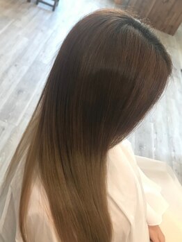 イロハヘア(iLoha hair)の写真/技術力に自信アリ！丁寧にカウンセリングし、クセや悩みを考慮した柔らかくナチュラルなストレートを実現★