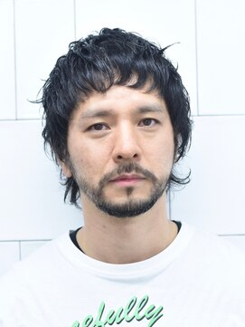 メリケンバーバーショップ コウベ(MERICAN BARBERSHOP KOBE) ROCKウルフ無造作ショートにイメチェン1