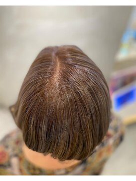 アマニ ヘアー ホスピタル(AMANI. HAIR HOSPITAL) 脱白髪染★1★ハイライト