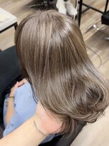 ヴィフ 大船(VIF)&nbsp;ハイライトカラーケアブリーチダブルカラー白髪ぼかし脱白髪染め