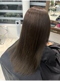 くすみベージュ