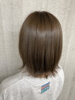 アレクサ 保谷(ALEXA)&nbsp;切りっぱなし　ミディボブ　イルミナカラー　おベージュ