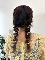 ルーナ(Luna)&nbsp;サイドツイン編みおろし