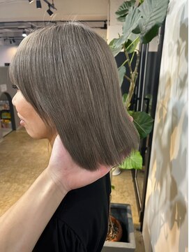 メリー オオサカ(Merly Osaka) 色落ち綺麗ダークアッシュ