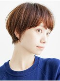 切りっぱなしショート・ボブ/絶壁解消/前髪なし/40代/30代/丸顔