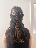 コソット(kosotto)&nbsp;編みおろしハーフアップ