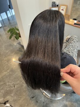 ア ドリームアップスタジオ レストアール(A DREAM UP STUDIO restR) 艶ヘアー