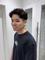 モンルル プル(mon loulou + plus)&nbsp;メンズパーマ、センターパート、かきあげパーマ