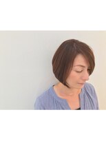 スニップ(snip)&nbsp;主張しない丸みフォルムで知的に可愛く☆