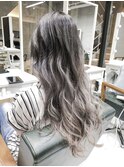 アッシュグラデーションカラー ブリーチWカラーロングブランジュ
