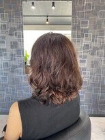 シャイン(Shine)&nbsp;ミディアム / ゆるふわパーマ / ナチュラル