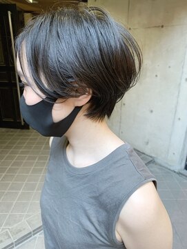 ショートオンリーサロントス(short only salon TOSS) 黒髪ハンサムショート