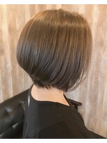 アルム(hair salon Alum)&nbsp;『 エレガント大人ボブ♪　マット系透明感カラー 』