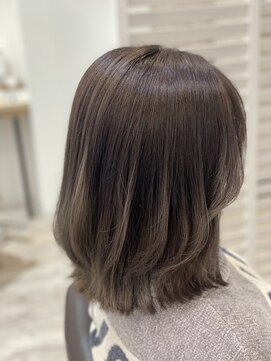 サロン ド マゼンタ(Salon de Magenta) ミディアムレイヤー
