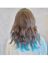 フィオーラ(Fiora)&nbsp;春色　インナーカラー　水色　fiora大森　勅使河原