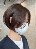 ショートカット前下がりボブショートボブグレージュカラー30代