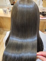 オリーブスバイネオリーブ(Olive's by neolive)&nbsp;髪質改善＊＊/斜めバング/グレージュカラー/デザインカラー/新宿