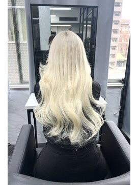 リア 大阪梅田(Ria) ～ホワイトブロンド　シールエクステ～【Ria 大阪 梅田】