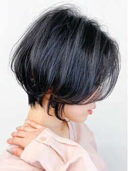 コローレ 佐賀(COLORE)の写真/あなたの骨格に合うショート◇美しいシルエット・フォルム・バランス…計算されたカット技術でお洒落度UP♪