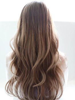 ギネス(Giness)の写真/【九品寺/新水前寺駅】Wカラー、デザインカラー、ハイライト、バレイヤージュ…ぴったりのカラーをご提案!