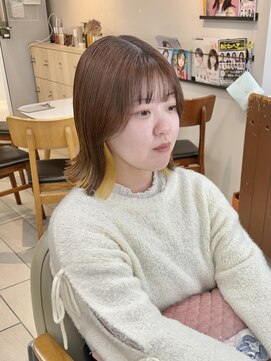 テトラ バイ ネオリーブ 横浜西口店(tetra by neolive) イエロー インナー フォギーベージュ ケアブリーチ ボブ 横浜★