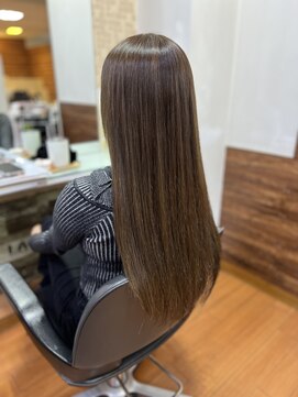 アークスヘアー 20代30代40代前下がりストレートラベンダーナチュラルボブ