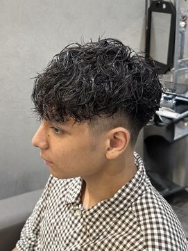スペインカール/フェード/メンズパーマ/バーバースタイル/S