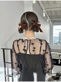 リボンアレンジ◎被らない！タイトなお洒落ヘア結婚式参列