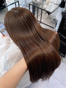 ラボ バイ アンキシム(Labo by AHNKISM) 髪質改善ストレートロングヘア