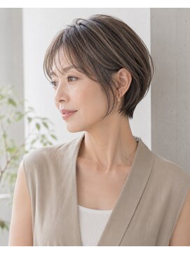 ウィールール 札幌店(WE RULE) 40代50代に人気◎丸みショート×白髪ぼかしベージュ