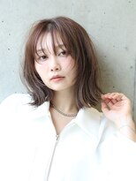 ソロ(soLo) 顔周りレイヤーボブ