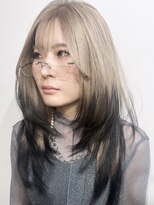 リグ 横浜(Lig.)&nbsp;レイヤーカットミルクティーベージュブリーチダブルカラー横浜駅