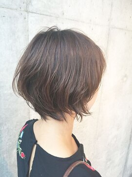 ジーナハーバー(JEANA HARBOR) 大人カジュアルショートボブ☆後頭部ふんわり☆