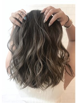 メリー(merry craftsman's factory) とろみハイライトグレージュ!