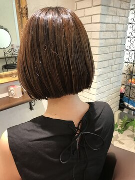 ヘアーメイク グラッツィアシエロ(hair make Grazia cielo) カットラインをしっかり出したセクシーボブ