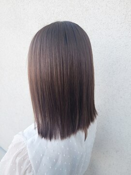 ゴットラトゥール(GOTTO LATOUR) 艶髪ストレート大人可愛いミディアムブラウンカラー