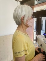 オンス(Oz)&nbsp;大人前下がりショート